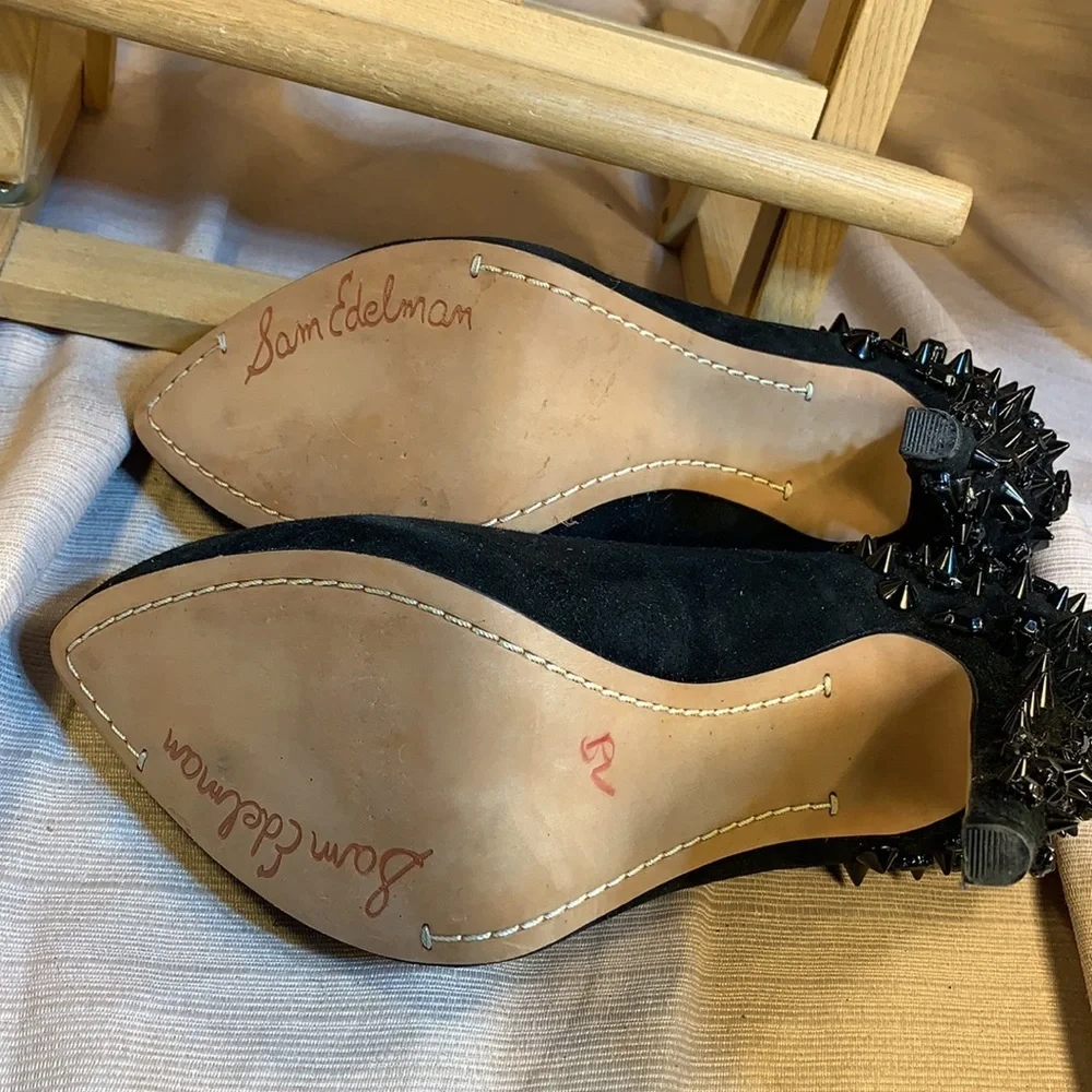 Sam Edelman almost NEW leather studded heels